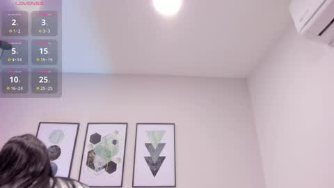 ambarevans_ online show from 24, 9, 2025