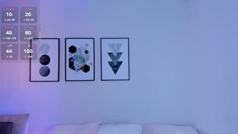 ambarevans_ online show from 4, 11, 2025