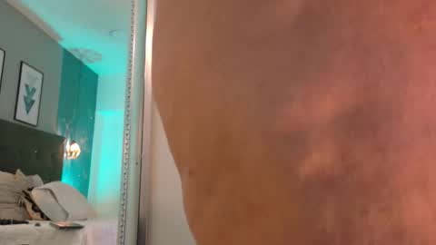 Snapshot of ambarroberts chatting on 5, 3, 2026 Ambar online show from 5, 3, 2026
