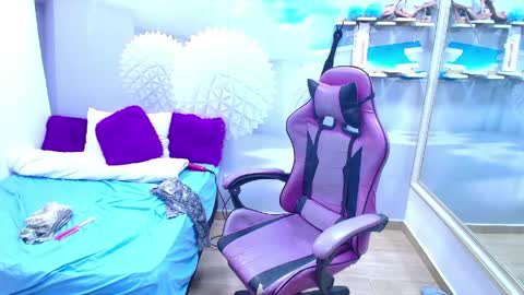 Snapshot of ambel_rose chatting on 1, 5, 2026 ambel_rose online show from 1, 5, 2026
