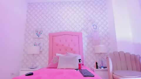 amber  ferrera online show from 9, 1, 2026