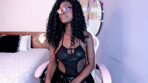 Amber online show from 4, 1, 2025