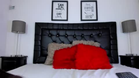 Snapshot of amber_roose75 chatting on 3, 3, 2026 julieta online show from 3, 3, 2026