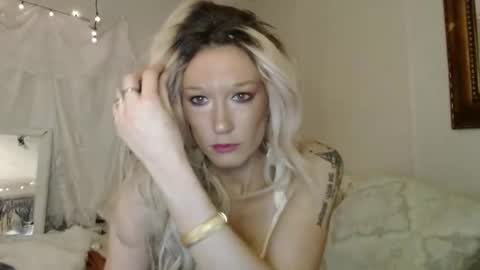 Kaligirll online show from 25, 2, 2026