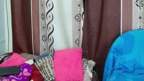 Snapshot of amberlissi chatting on 28, 11, 2025 LISSY online show from 28, 11, 2025