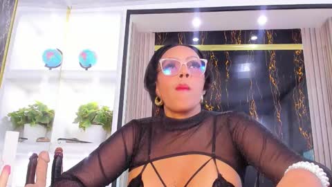   online show from 22, 1, 2025