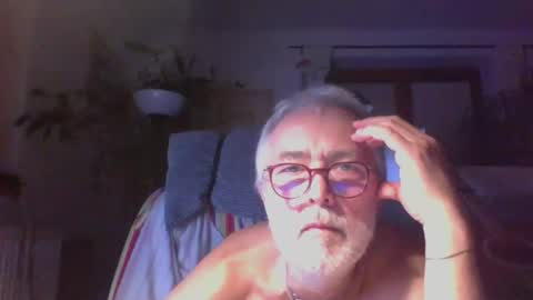 Snapshot of amberr11 chatting on 17, 9, 2025 Amberr11 online show from 17, 9, 2025