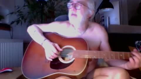 Snapshot of amberr11 chatting on 12, 1, 2026 Amberr11 online show from 12, 1, 2026