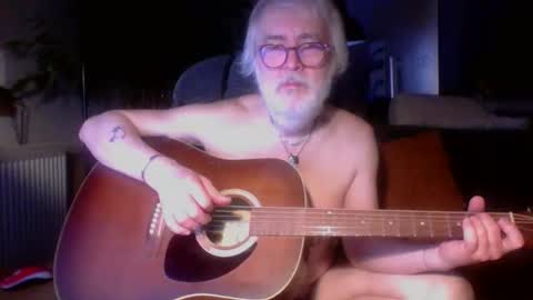 Snapshot of amberr11 chatting on 2, 2, 2026 Amberr11 online show from 2, 2, 2026