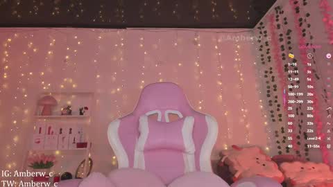 Snapshot of amberw_c chatting on 9, 9, 2025 IG - TW Amberw c online show from 9, 9, 2025