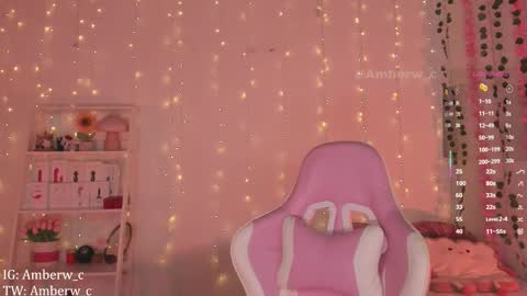 IG - TW Amberw c online show from 4, 11, 2025