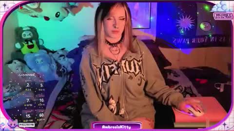 Snapshot of ambrosiakitty chatting on 8, 5, 2026 Ambrosia online show from 8, 5, 2026