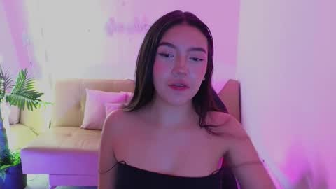 AMELIA online show from 5, 12, 2025