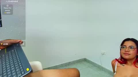 Amelia  Lucas online show from 11, 1, 2025