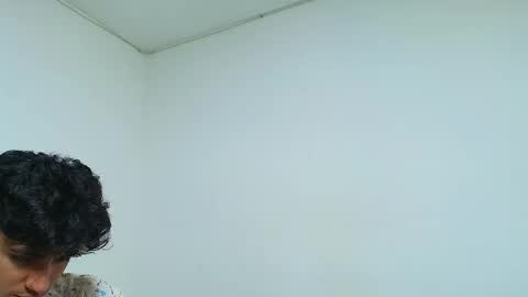 Amelia  Lucas online show from 22, 1, 2025