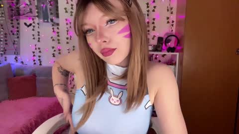 Amelia Aley  online show from 8, 2, 2025