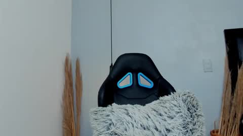 AMELIA  online show from 5, 12, 2025