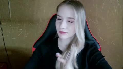 Snapshot of ameliaa333 chatting on 28, 5, 2026 Amelia online show from 28, 5, 2026