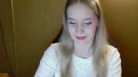 Snapshot of ameliaa333 chatting on 8, 7, 2026 Amelia online show from 8, 7, 2026