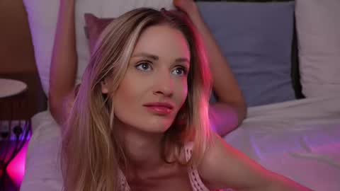 Amelia online show from 25, 2, 2025