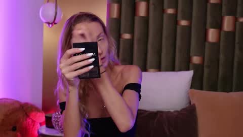 Amelia online show from 24, 9, 2025