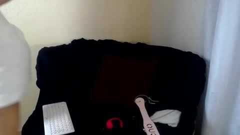 Snapshot of ameliacastro chatting on 15, 12, 2025 Amalia Castro online show from 15, 12, 2025