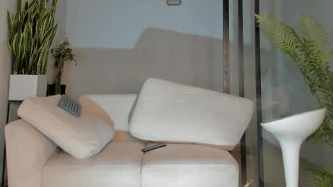 Ameliajones online show from 6, 4, 2026