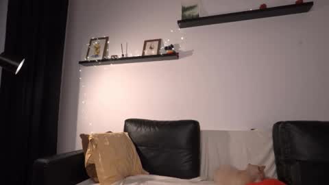 Amelia   online show from 1, 2, 2026