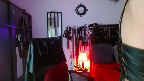 amelie__martinez online show from 27, 11, 2025