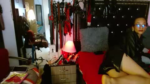 amelie__martinez online show from 26, 2, 2026