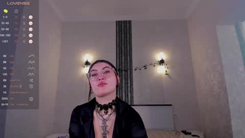 Snapshot of ameliya_sun chatting on 1, 2, 2025 Aylin online show from 1, 2, 2025