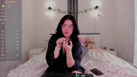 Snapshot of ameliya_sun chatting on 10, 2, 2025 Aylin online show from 10, 2, 2025