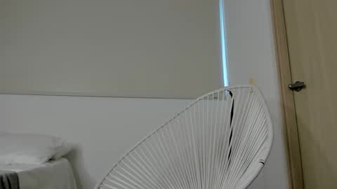 Snapshot of amellove chatting on 5, 3, 2025 Amelie gadotx ig online show from 5, 3, 2025