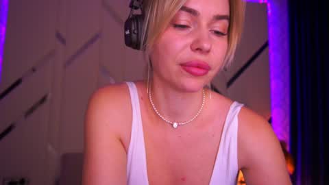 Amely online show from 19, 1, 2025