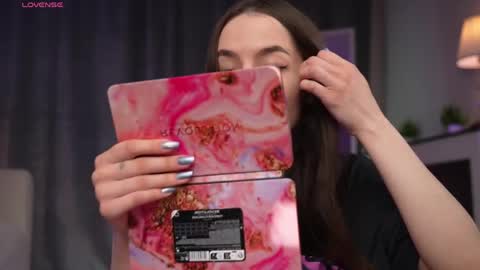 Amy  online show from 21, 4, 2026