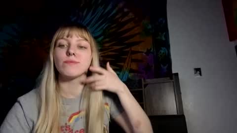 amethystmoon18 online show from 5, 3, 2026