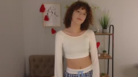 Snapshot of amfi_dust chatting on 24, 5, 2026 Alivia online show from 24, 5, 2026