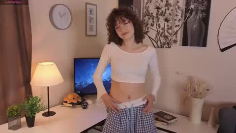 Snapshot of amfi_dust chatting on 28, 5, 2026 Alivia online show from 28, 5, 2026