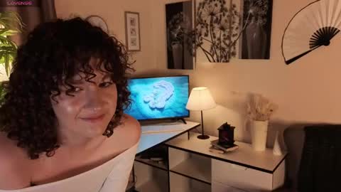 Snapshot of amfi_dust chatting on 31, 5, 2026 Alivia online show from 31, 5, 2026