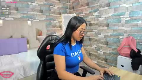 amhira_tay online show from 8, 7, 2026