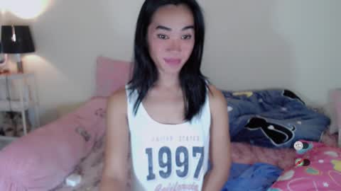 Snapshot of ami_lewis chatting on 11, 10, 2025 JOANNA online show from 11, 10, 2025