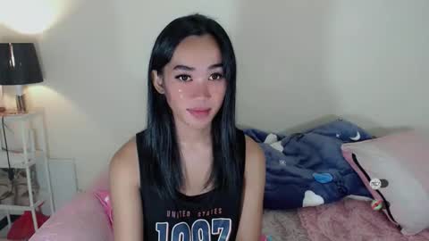 Snapshot of ami_lewis chatting on 14, 10, 2025 JOANNA online show from 14, 10, 2025