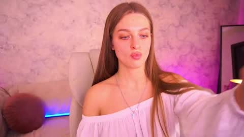 ami_lovee online show from 22, 10, 2025