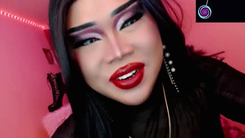 Queen Mireska online show from 14, 11, 2025