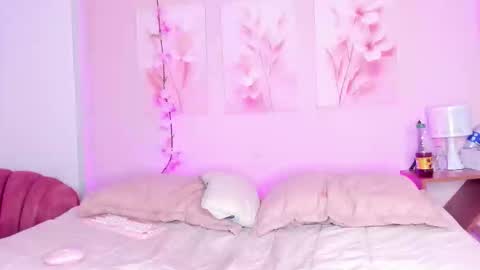 Snapshot of amiiclark chatting on 22, 3, 2026 AmiiClark online show from 22, 3, 2026