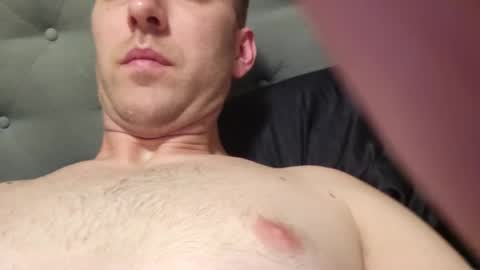 Snapshot of amiliosanchez chatting on 5, 10, 2025 amiliosanchez online show from 5, 10, 2025