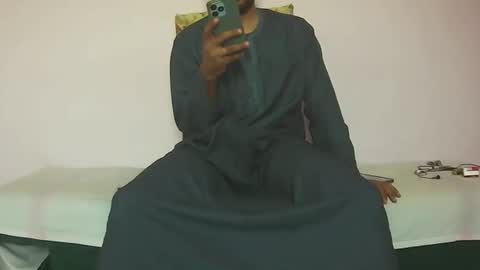 Snapshot of amir_elaraby chatting on 21, 10, 2025 Amir online show from 21, 10, 2025