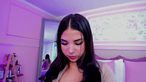 Snapshot of ammy_leee_ chatting on 8, 3, 2025 Ammyy online show from 8, 3, 2025