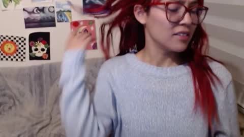 Snapshot of ammysweetx chatting on 15, 10, 2025 yisel online show from 15, 10, 2025