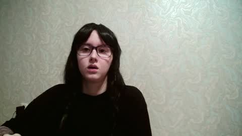 Amomira online show from 4, 4, 2026